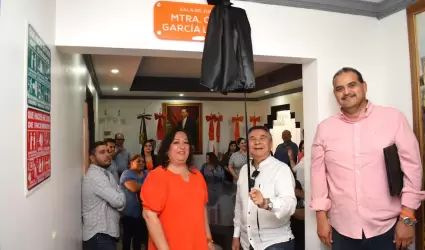 Homenaje a Maestra Celia Garc�a Lizardi