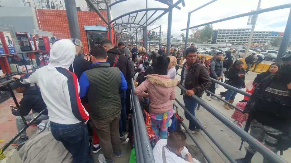 Campamento migrante en garita de San Ysidro