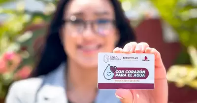 Tarjeta con el Corazn para el Agua