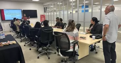 Capacita COEPRIS BC a cocinas industriales en los procesos de inocuidad alimenta