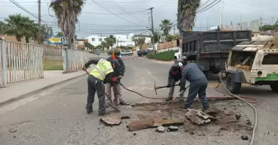 Contina Gobierno de Rosarito labores de limpieza en la ciudad