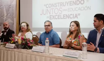 "Construyendo juntos una educacin de excelencia"