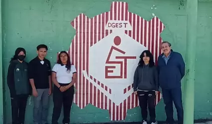 Realizan estudiantes de expresin grfica digital mural distintivo