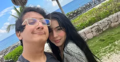 "La ni�a fresa" y Ron Roneos compartieron en redes sociales que hab�an terminado