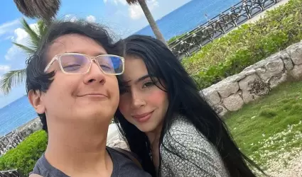 "La ni�a fresa" y Ron Roneos compartieron en redes sociales que hab�an terminado