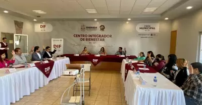 Proponen a SIMPINNA comedores comunitarios para estudiantes de preparatoria