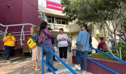 Maestros realizan manifestaciones en el SEE de Tijuana