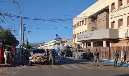 Ria al interior de "La Peni" en Tijuana