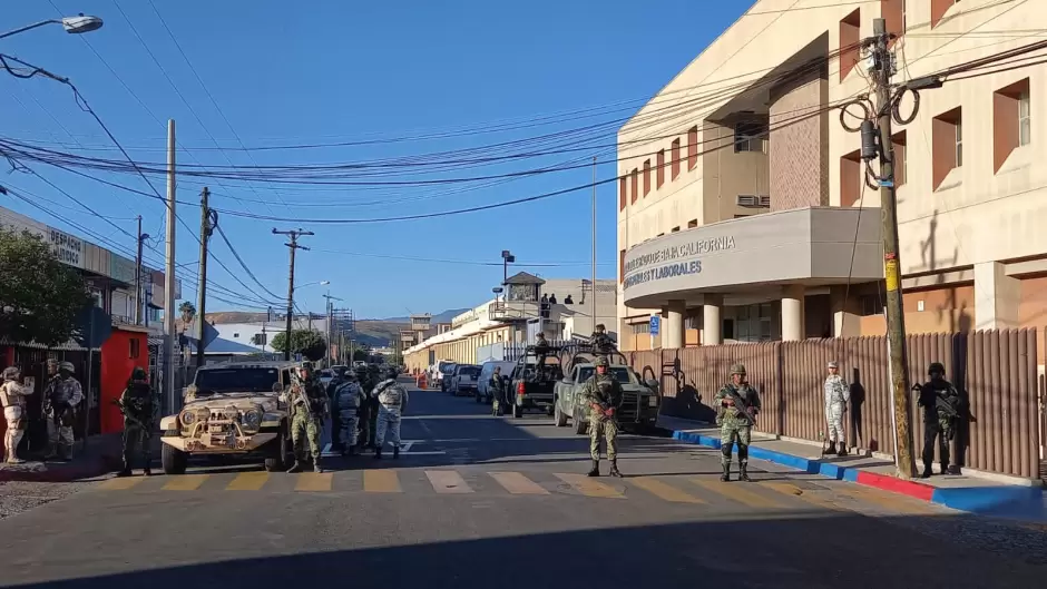 Ria al interior de "La Peni" en Tijuana