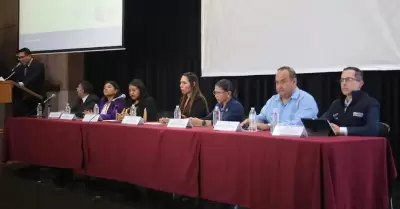 Presentan Gobierno de M�xico y Baja California protocolo de protecci�n a los der
