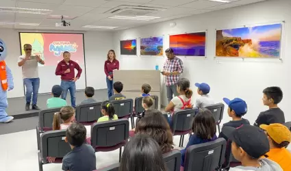 Recorren ni�os y ni�as de CAVIM el museo del agua de CESPM en el Centro Hist�ric