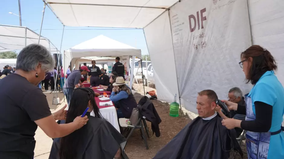 Jornada "Con el corazn por delante" en la comunidad de San Carlos, en Maneadero