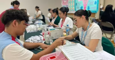 Implementa IMSS BC feria de la salud PrevenIMSS en empresa maquiladora