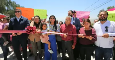 Inauguracin de calle Lzaro Crdenas, pavimentada con concreto hidrulico