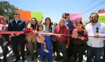 Inauguracin de calle Lzaro Crdenas, pavimentada con concreto hidrulico