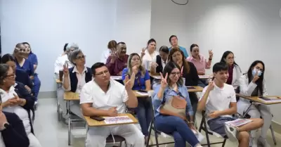 Recibe personal del HMIM capacitaci�n de lengua de se�as mexicanas