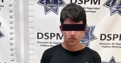Joven detenidos por robo con violencia a comercio