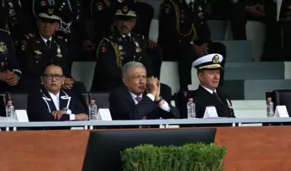 Andrs Manuel Lpez Obrador en la ceremonia del cuarto aniversario de la Guardia