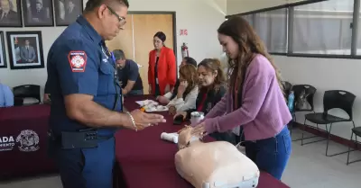 Personal municipal capacitacion en primeros auxilio