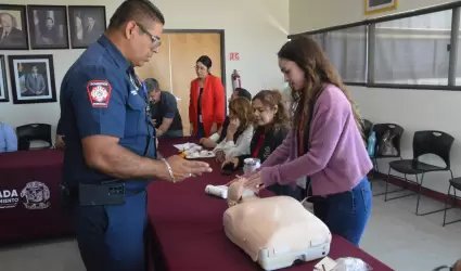 Personal municipal capacitacion en primeros auxilio