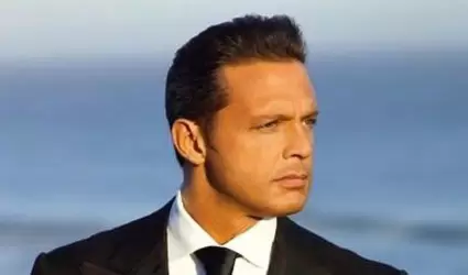 Luis Miguel ha sido un padre ausente.