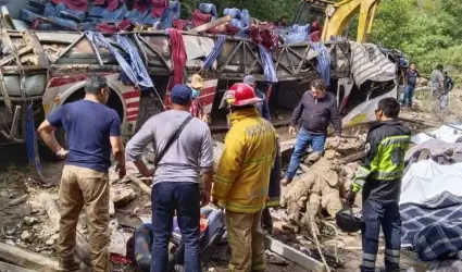 Volcadura de autobs en Oaxaca