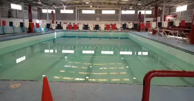 Alberca valle dorado cerrada por reparaciones