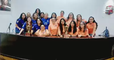 Reconoce Oficial�a Mayor a los primeros lugares de convivencia deportiva "Con el