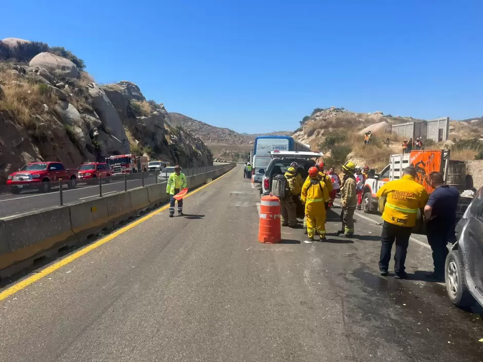 Accidente en carretera Tijuana-Tecate