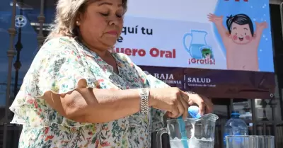 Ofrece Secretar�a de Salud medidas preventivas y vida suero oral en casas de hid