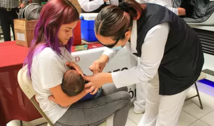 Intensifica BC vacunaci�n infantil y para mujeres embarazadas en la jornada naci