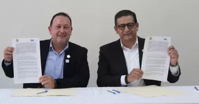 Firman convenio Sindicato de Bur�cratas y UDCI para obtener descuentos y acceder