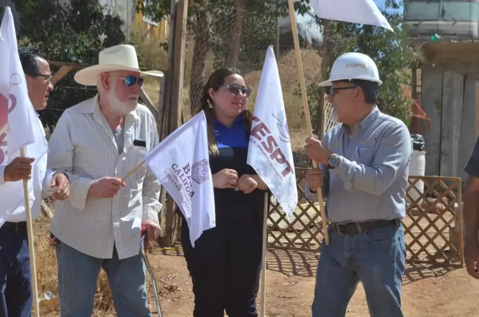 Introduccin de agua potable en la colonia Rancho Santa Fe