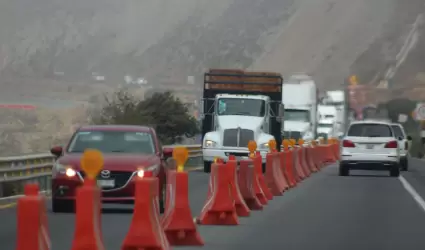 Trfico en la carretera escenica