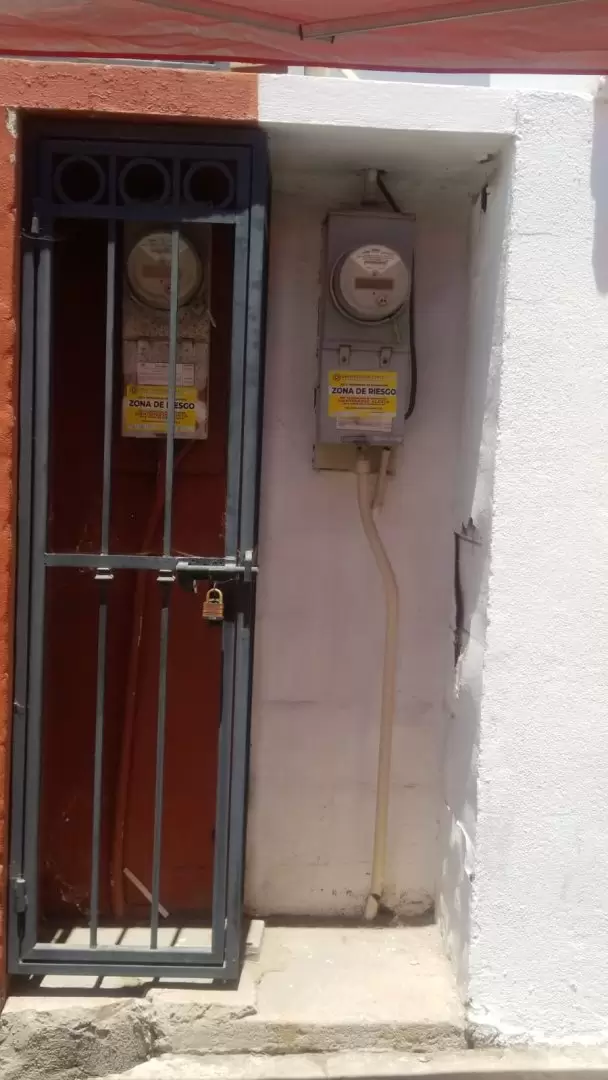 Problema con drenaje sanitario termin� con desplome de calle