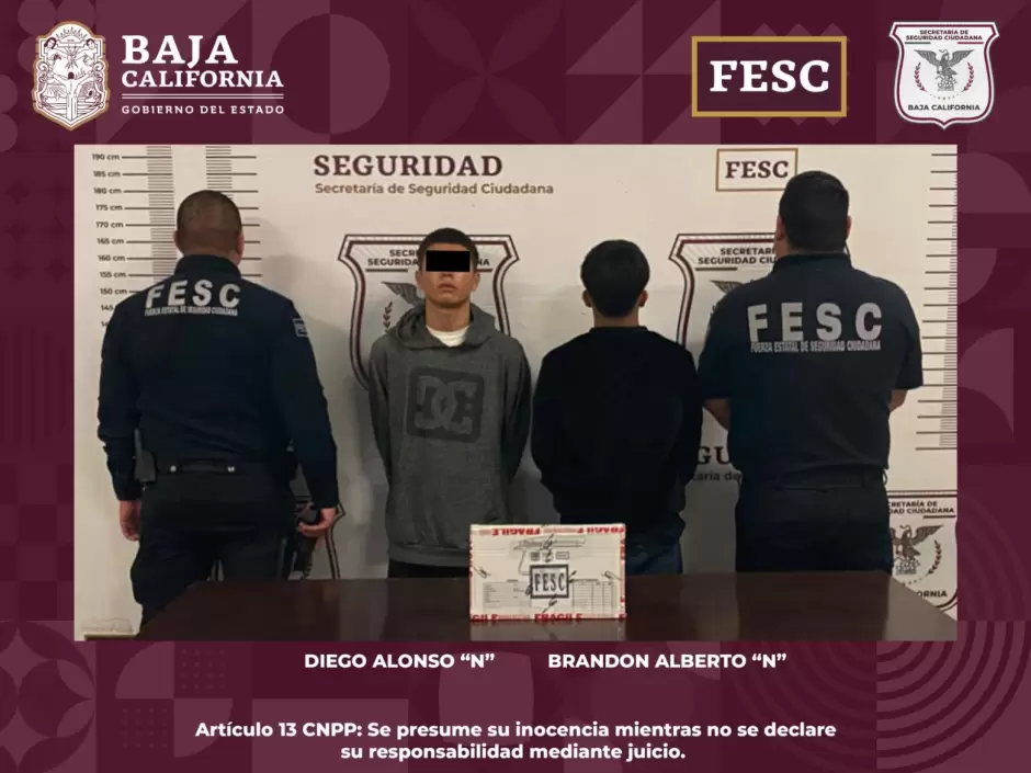 Decomisan armas de fuego y detiene a tres personas