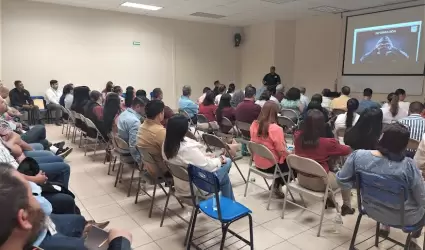 Capacitan a directivos de CECYTE BC en seguridad y derechos humanos
