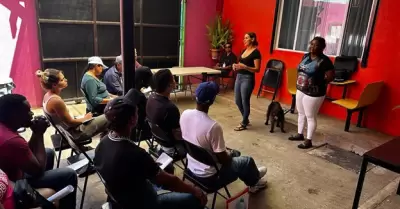 La Organizaci�n Al Otro Lado ofrece talleres informativos en TIjuana sobre las n