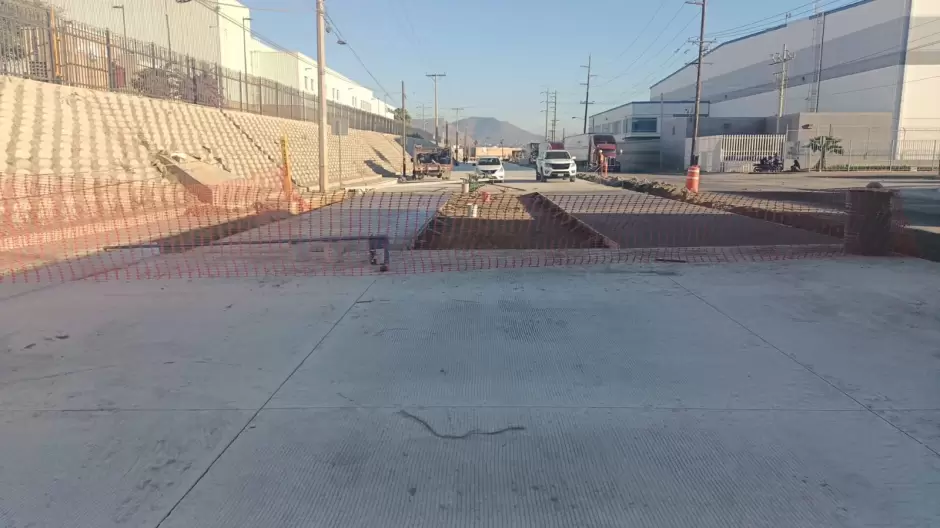 Obra de pavimentacin de la Calle 12 en la Mesa de Otay