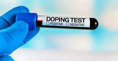 Tubo de sangre para an�lisis etiquetado Doping Test. Anti doping. Antidopaje