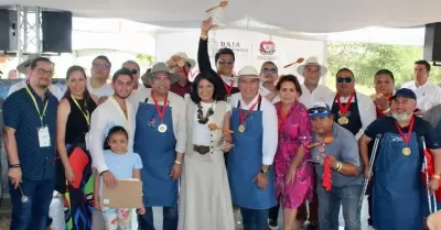 Recibe DIF BC apoyo a beneficio del proyecto Villa Albatros