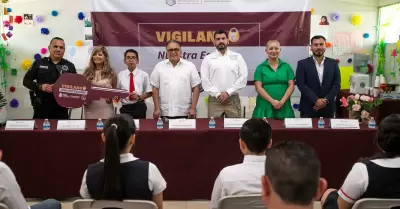 Estrategia "Vigilando Nuestras Escuelas"