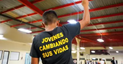 SSPCM celebra clausura de programa de intervenci�n "J�venes Cambiando Sus Vidas"