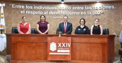 Instalan nueva mesa directiva que preside diputado Manuel Guerrero