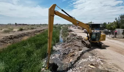 Desazolve del Dren Mexicali