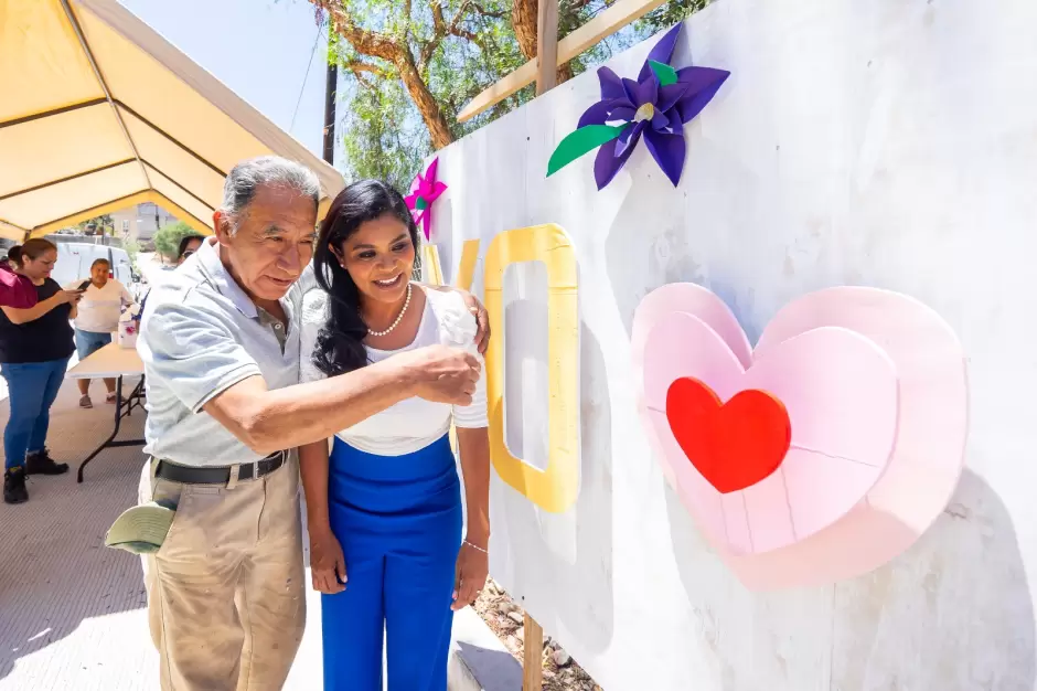 Inauguracin de obra de pavimentacin en colonia Mirador Capistrano