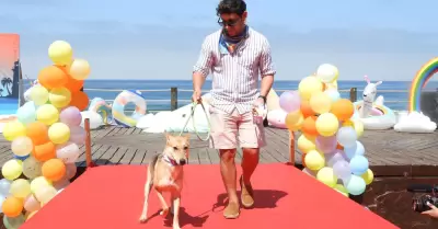 "Pasarela Guau" en Playas de Tijuana