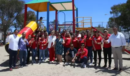 Inauguran �rea infantil y canchas en parque lineal de Rosarito