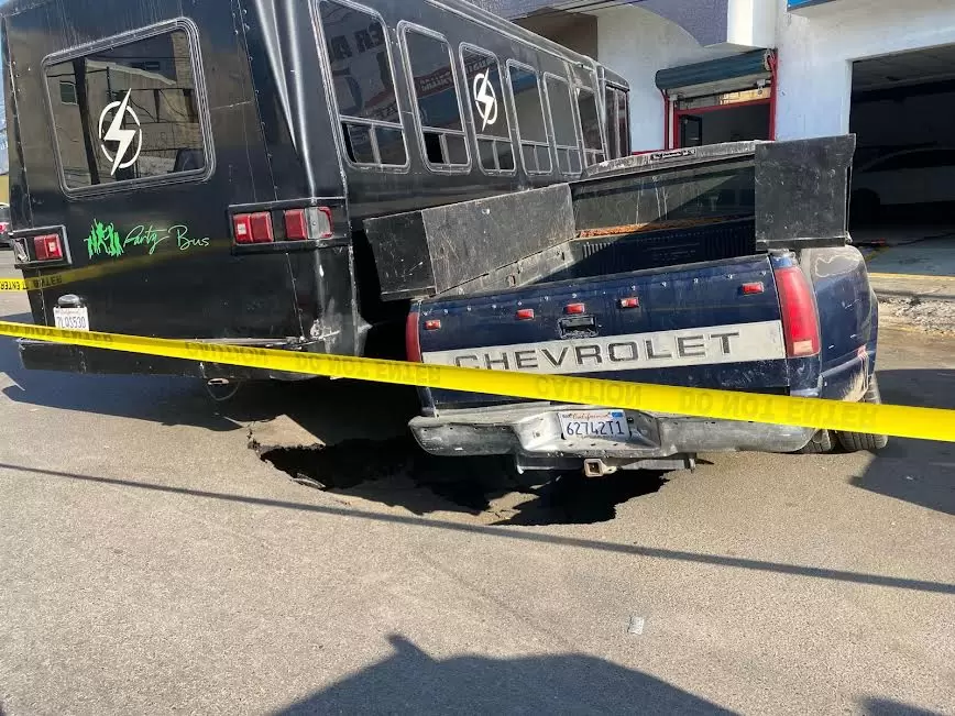 Reportan socav�n en Zona Centro