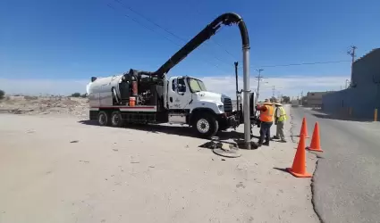 Realiza CESPM jornada de mantenimiento en lneas de drenaje sanitario y pluvial 